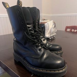 Dr. Martens 1490 10 eye bex boots in black